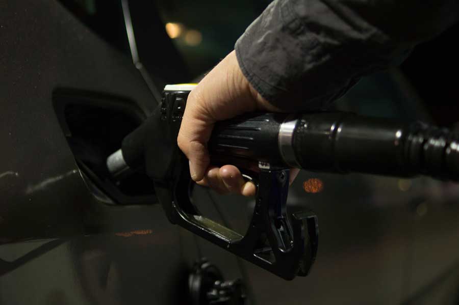 Cómo ahorrar combustible en un coche automático
